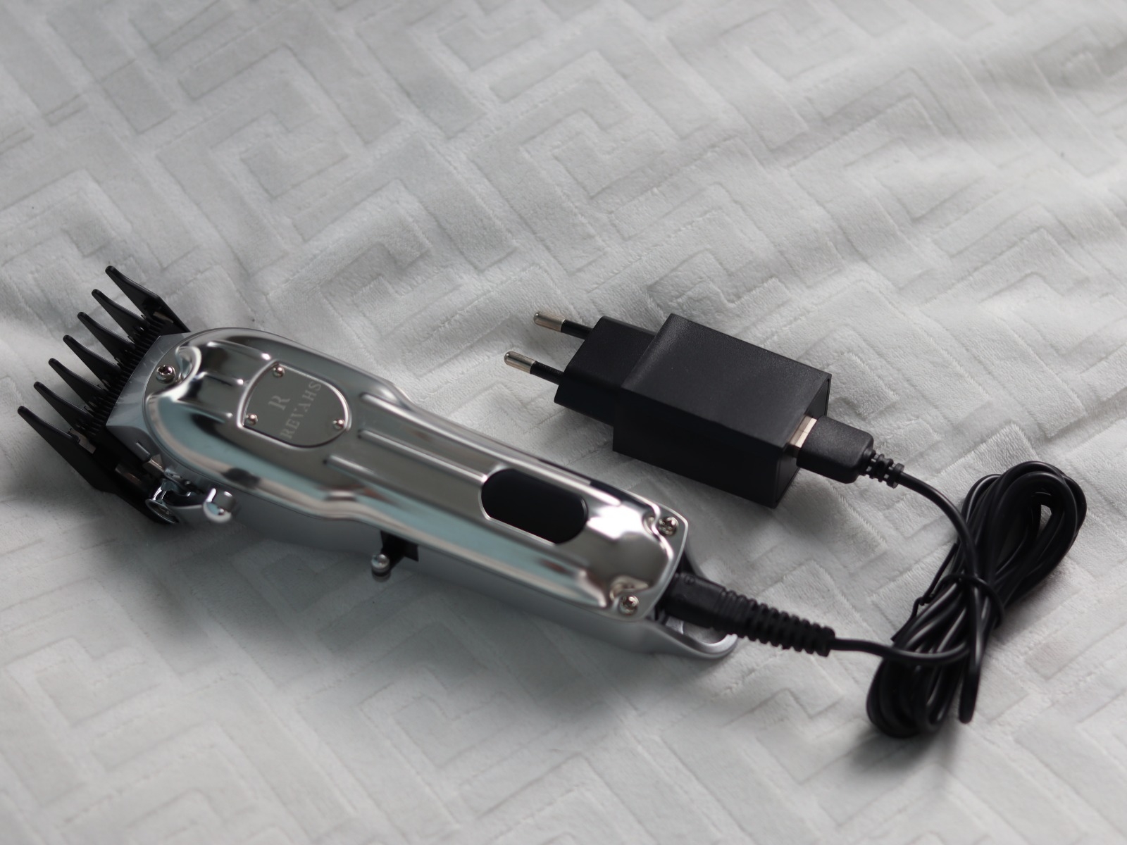 Revahs Clipper Two Pro opladen via USB