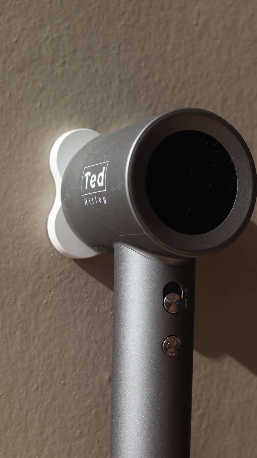 ted hilley ionische fohn review